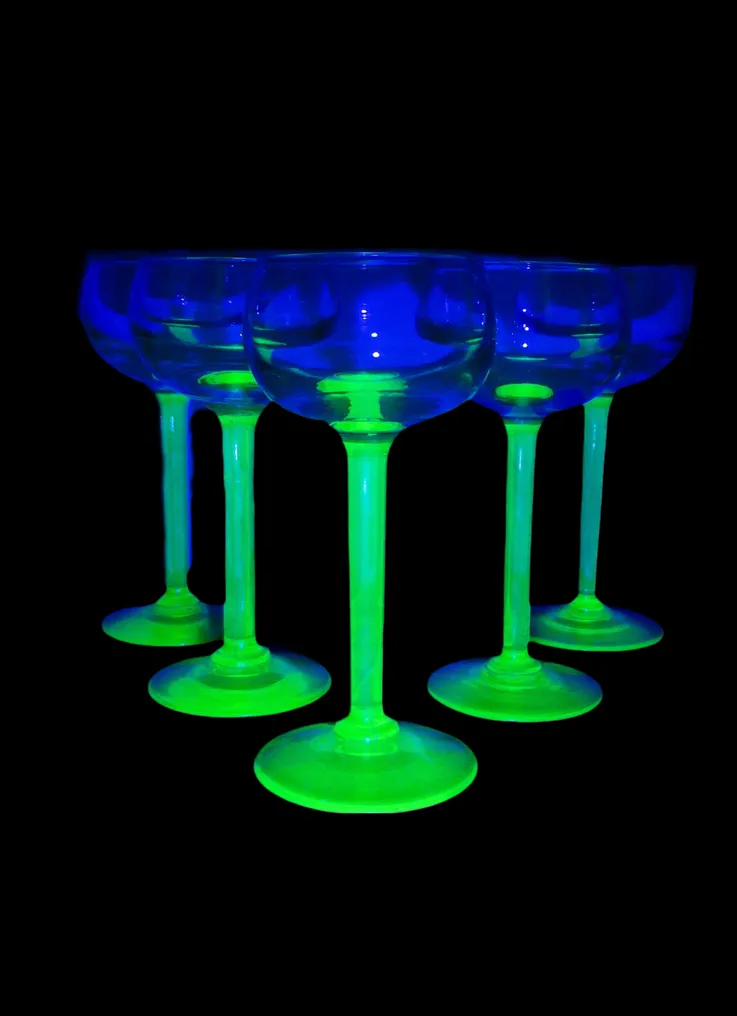 Ouraline - Verres à vin d'Alsace Français en verre d'uranium - Wine glass (5)