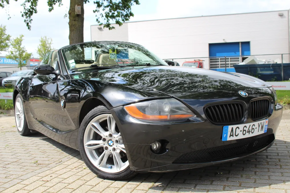 BMW - Z4 2.0i - NO RESERVE - 2004