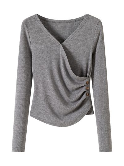 V-neck long sleeved T-shirt for women