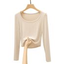 U-neck T-shirt for women