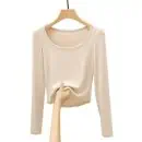 U-neck T-shirt for womenAuctionBnB