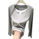 Long sleeved T-shirt for women