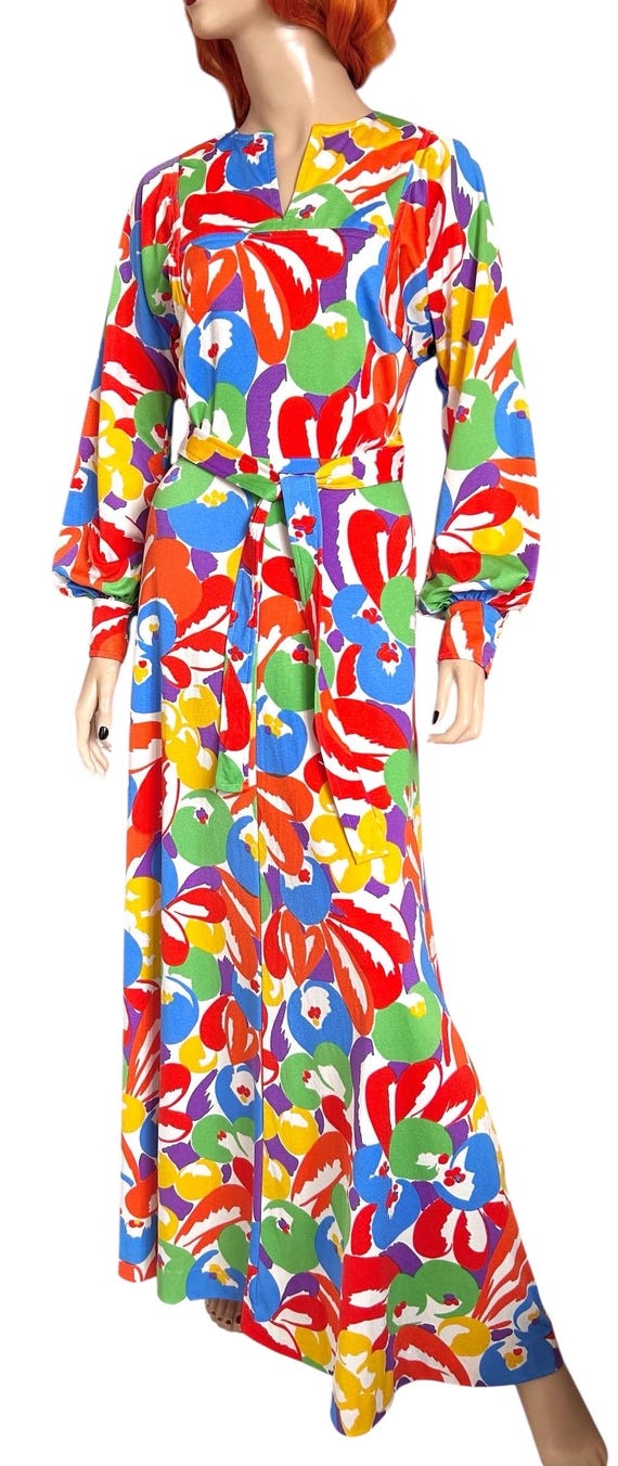 https://www.auctionbnb.com/wp-content/uploads/2026/02/patterned-dresses-4.jpg
